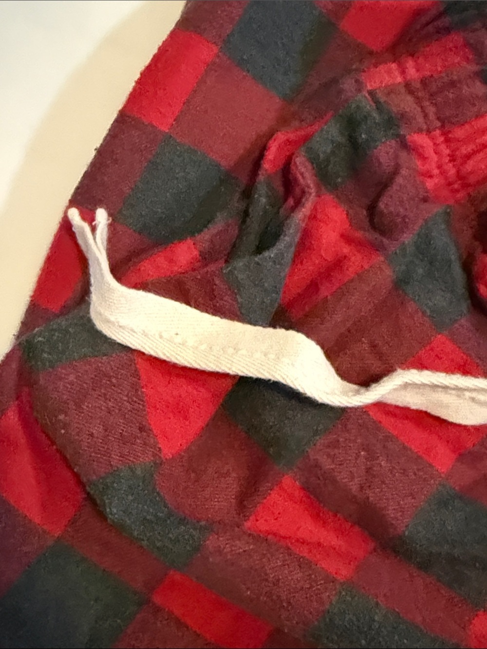 Abercrombie M Red and Black Buffalo Plaid Lounge Pants - Picture 4 of 6